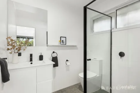 Property photo of 1/44 Beaufort Road Croydon VIC 3136