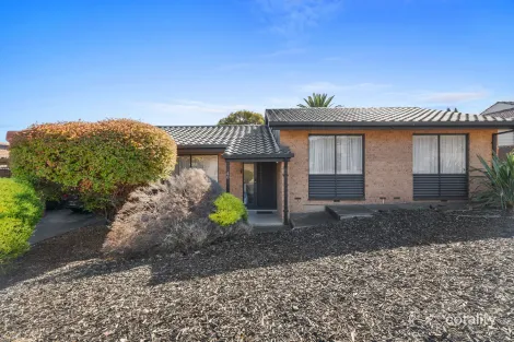 Property photo of 40 Columbia Crescent Hallett Cove SA 5158