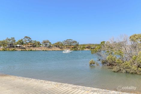 Property photo of 115 Tarcoola Drive Boyne Island QLD 4680