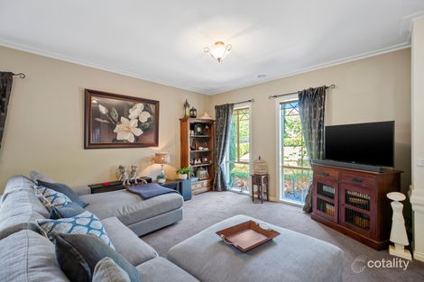 Property photo of 2 Pendelton Place Lysterfield VIC 3156