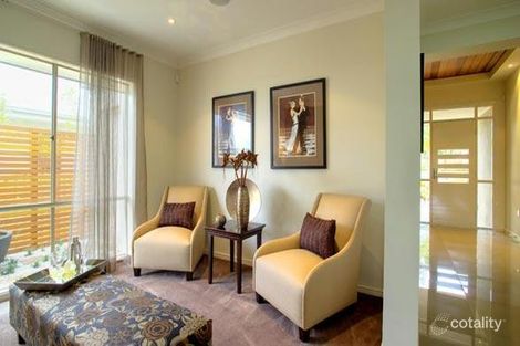 Property photo of 24 Iridium Drive Hope Island QLD 4212