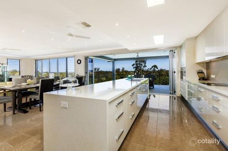 Property photo of 2 Mann Place Wellington Point QLD 4160
