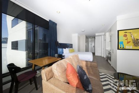 Property photo of 2916/350 William Street Melbourne VIC 3000