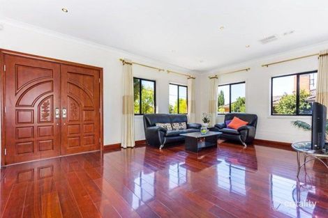 Property photo of 1/49 Tram Road Doncaster VIC 3108