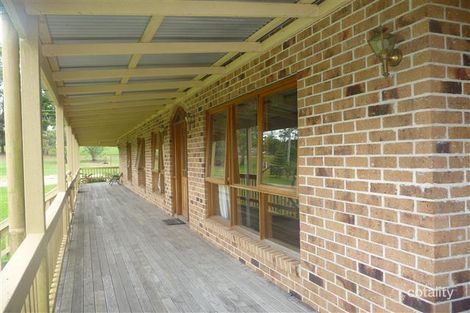Property photo of 8 Roberts Drive Cooroy QLD 4563