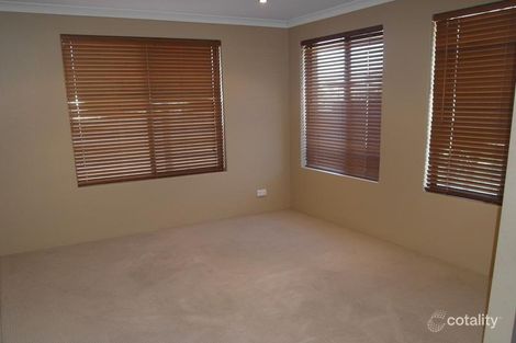 Property photo of 2 Covington Loop Success WA 6164