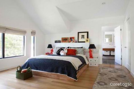 9 Eastwood St, Kensington, VIC 3031