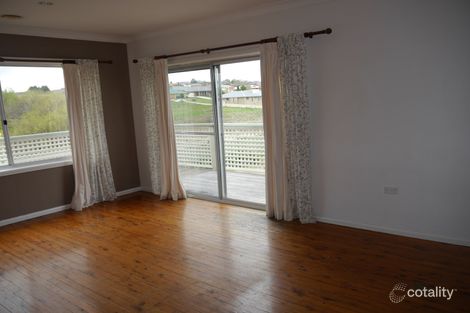 Property photo of 30 Kearneys Drive Orange NSW 2800