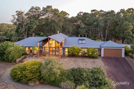 Property photo of 125 Sheoak Drive Yallingup WA 6282