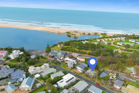 18 Cross St, Lake Tyers Beach, VIC 3909