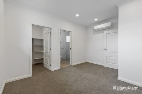 Property photo of 1/122 Dorking Road Box Hill North VIC 3129