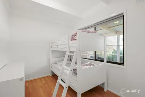 Property photo of 32 Albany Road Cowes VIC 3922