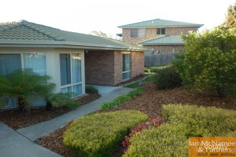 Property photo of 11 Nugent Close Jerrabomberra NSW 2619