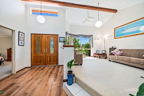 Property photo of 52 Bernedale Way Duncraig WA 6023