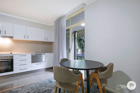 Property photo of 109/85 Deakin Street Kangaroo Point QLD 4169