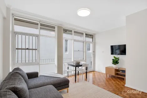 2/83 Old South Head Rd, Bondi Junction, NSW 2022