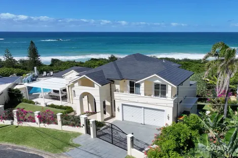 3 Sapphire Cres, Sapphire Beach, NSW 2450