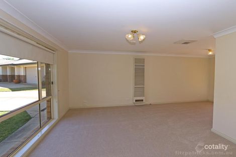 Property photo of 7 O'Hara Place Kooringal NSW 2650