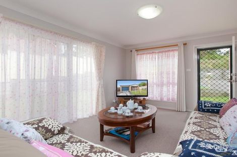 Property photo of 2 Kariboo Lane Mount Hutton NSW 2290