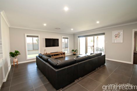 Property photo of 65 Hillam Drive Griffith NSW 2680