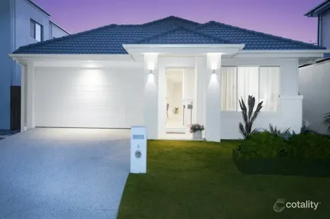 6 Galley Lane, Newport, QLD 4020