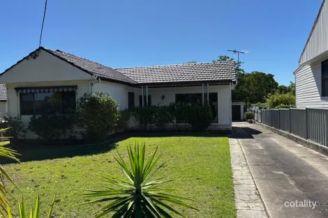 Property photo of 215 Anderson Drive Beresfield NSW 2322