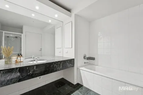 Property photo of 74/604 St Kilda Road Melbourne VIC 3004