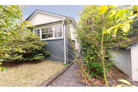 22 Moorecourt Ave, Springwood, NSW 2777