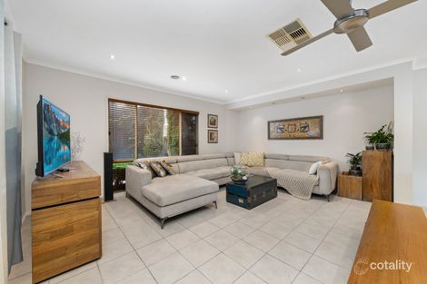 Property photo of 4 Jolly Place Sydenham VIC 3037