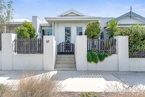 47 Trethowan Prom, Alkimos, WA 6038