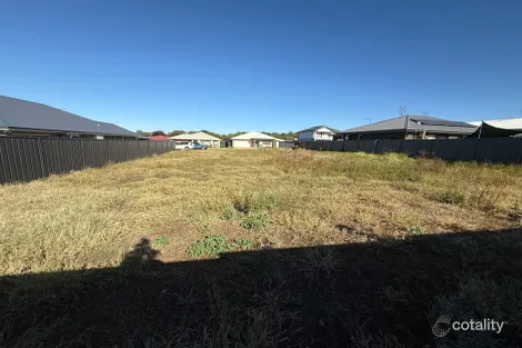 Property photo of 9 Acacia Circuit Parkes NSW 2870