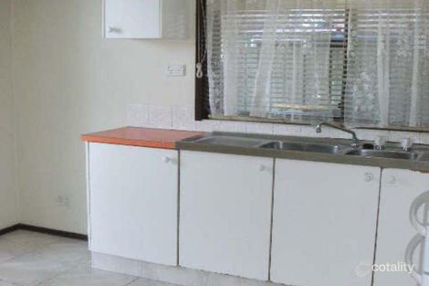 Property photo of 6 Cowper Place Wetherill Park NSW 2164