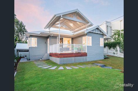 6 Brighton Pde, Southport, QLD 4215