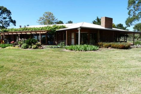 20 Hansen Rd, Casterton, VIC 3311