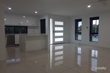 1/219 Eugaree St, Southport, QLD 4215