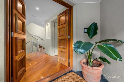 Property photo of 91 Macquarie Street Teneriffe QLD 4005