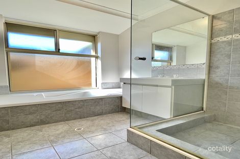 Property photo of 2/9 Coral Crescent Broadwater WA 6280