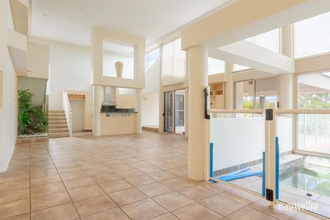 Property photo of 8 Lakeside Close Bargara QLD 4670