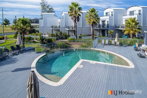 Property photo of 207/202-208 Beach Road Batehaven NSW 2536
