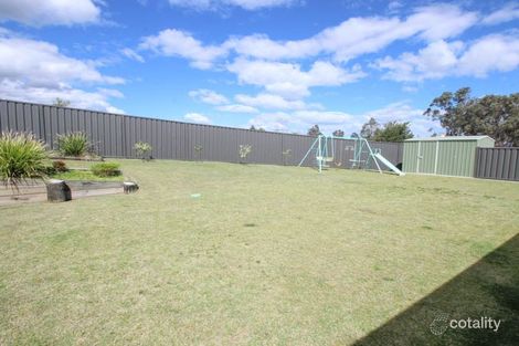 Property photo of 35 Nowlan Crescent Singleton Heights NSW 2330