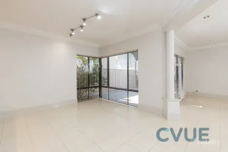 Property photo of 8 Alston Avenue Como WA 6152