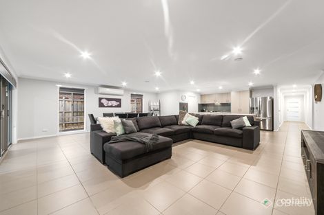 Property photo of 3 Jazz Court Pakenham VIC 3810