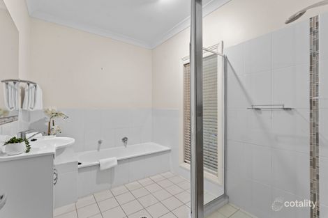 Property photo of 9 Sailboat Way Springfield Lakes QLD 4300