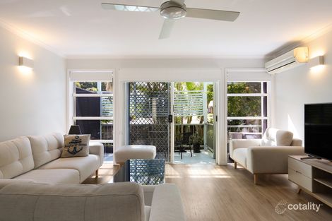 29/16 CRESCENT AVE, MERMAID BEACH, QLD 4218
