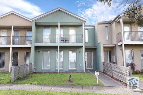 166 Paterson Dr, Lynbrook, VIC 3975