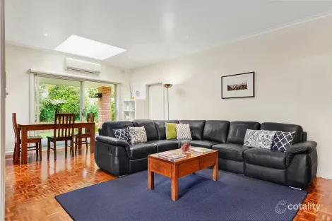 Property photo of 22 Farquharson Street Mount Waverley VIC 3149