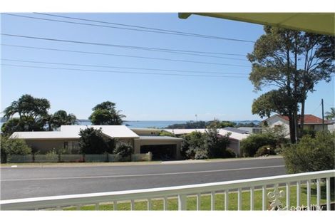 Property photo of 2 Calga Crescent Catalina NSW 2536