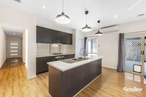 Property photo of 40 Palladium Circle Beveridge VIC 3753