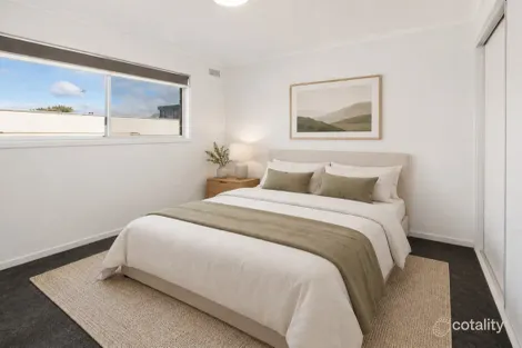 Property photo of 32 Carolyn Crescent Warrnambool VIC 3280