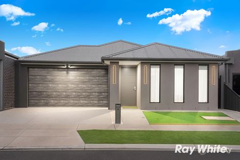 8 COLUMBUS RD, KALKALLO, VIC 3064